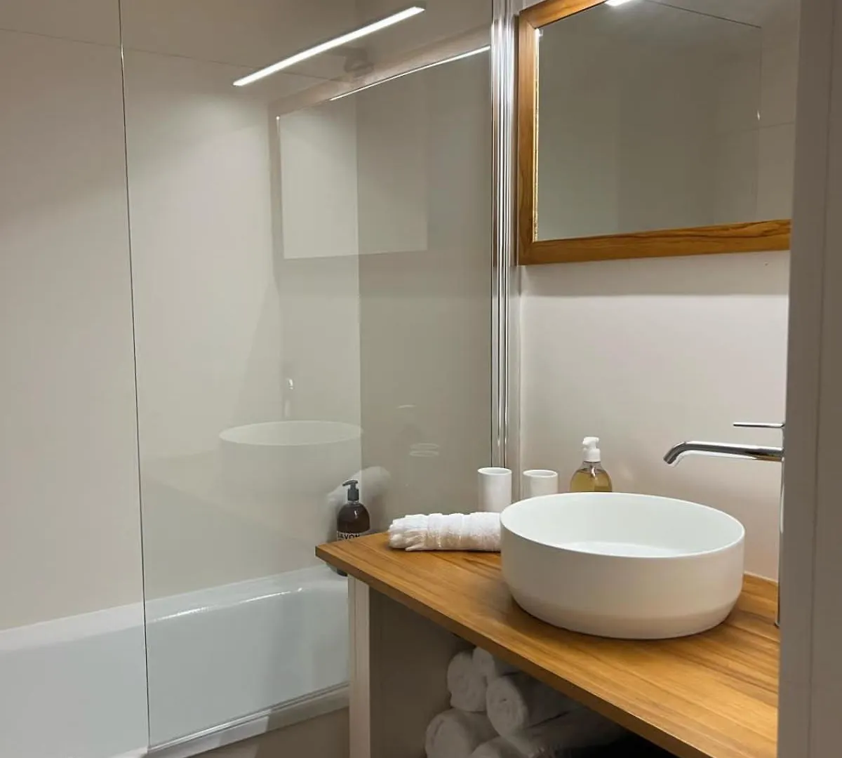 Petite Maison Cocooning A Bormes Les Mimosas Hébergement de vacances Bormes-les-Mimosas