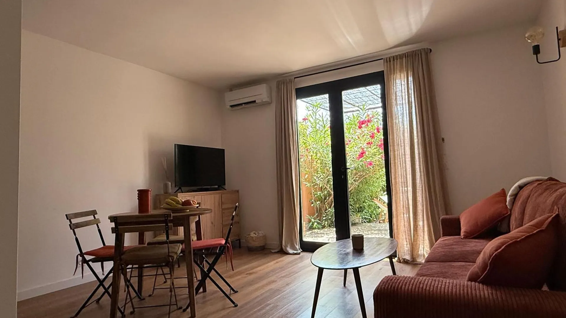 Petite Maison Cocooning A Bormes Les Mimosas France